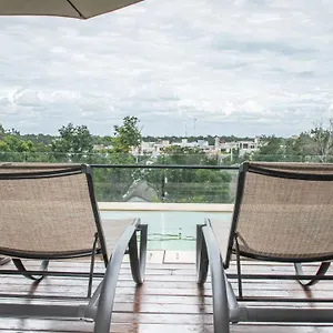 Hotel Moonshine & Tulum
